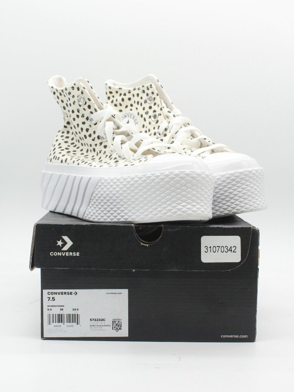 Converse High Top Sneakers Size 7.5